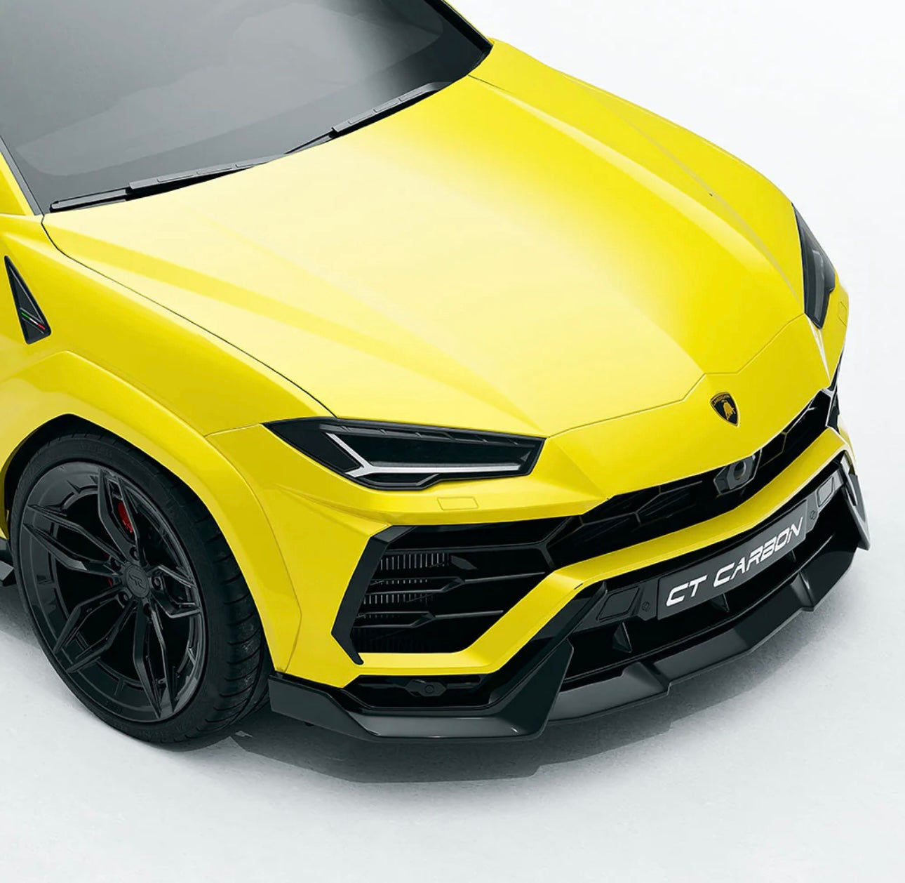 LAMBORGHINI URUS FULL CARBON FIBRE KIT - CT DESIGN