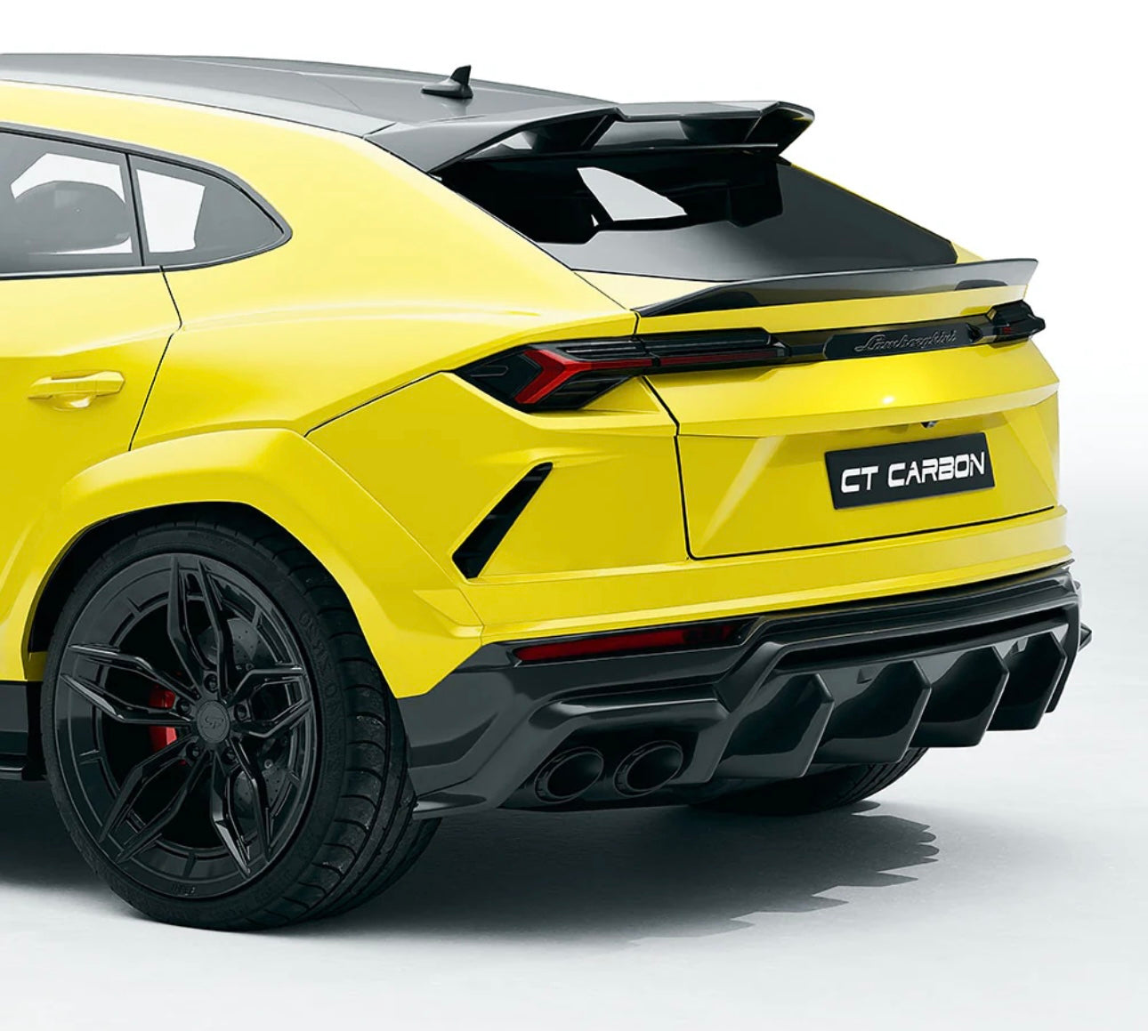 LAMBORGHINI URUS FULL CARBON FIBRE KIT - CT DESIGN