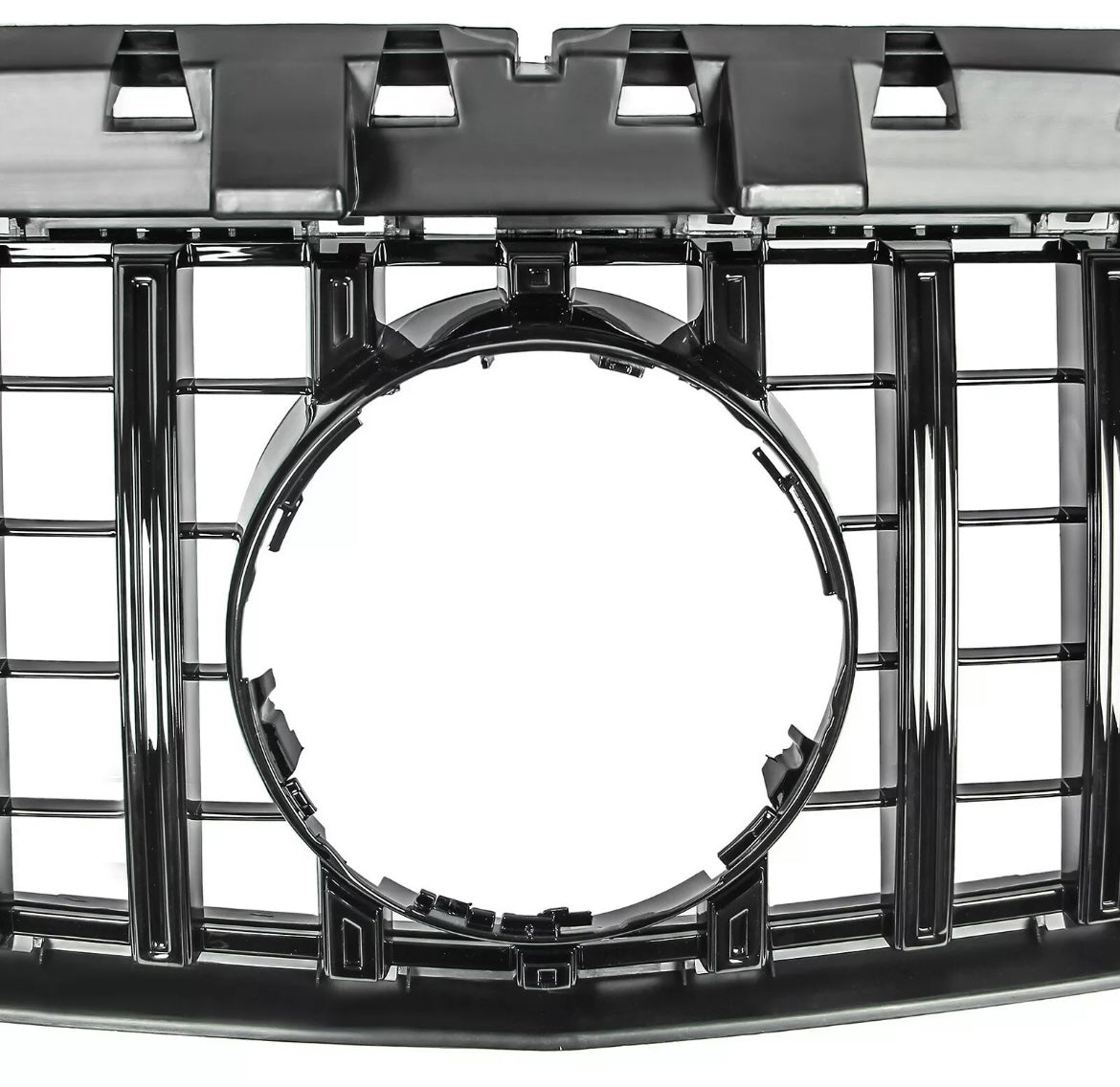 Panamericana Grill for the CLA W117 X - tuning-deals.com